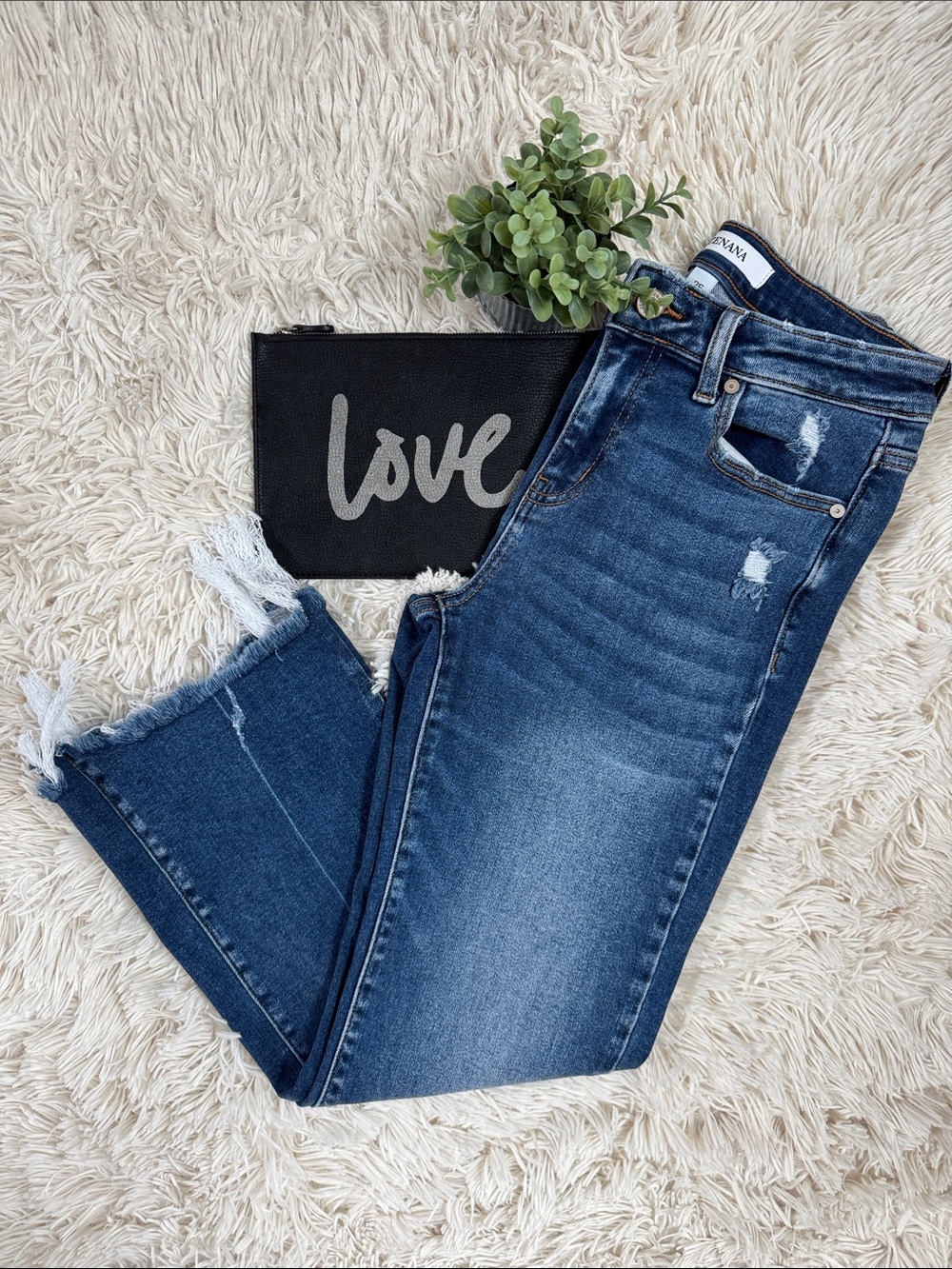Zenana Kick Crop Flare Jeans 💗 Dark Blue